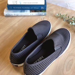 NWT Sperry's Women's Pier Side Slip On Sneaker 6.5